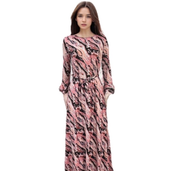 DEVORAH'S SECRET Maxi Dress Abstract Pink Print - Picture 7 of 9
